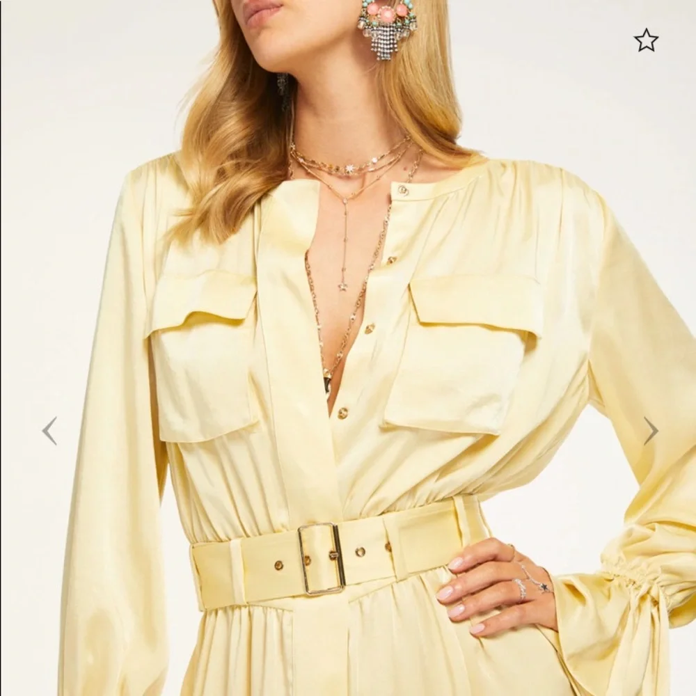 Gorgeous/classy never worn ! - Picture 2 of 3